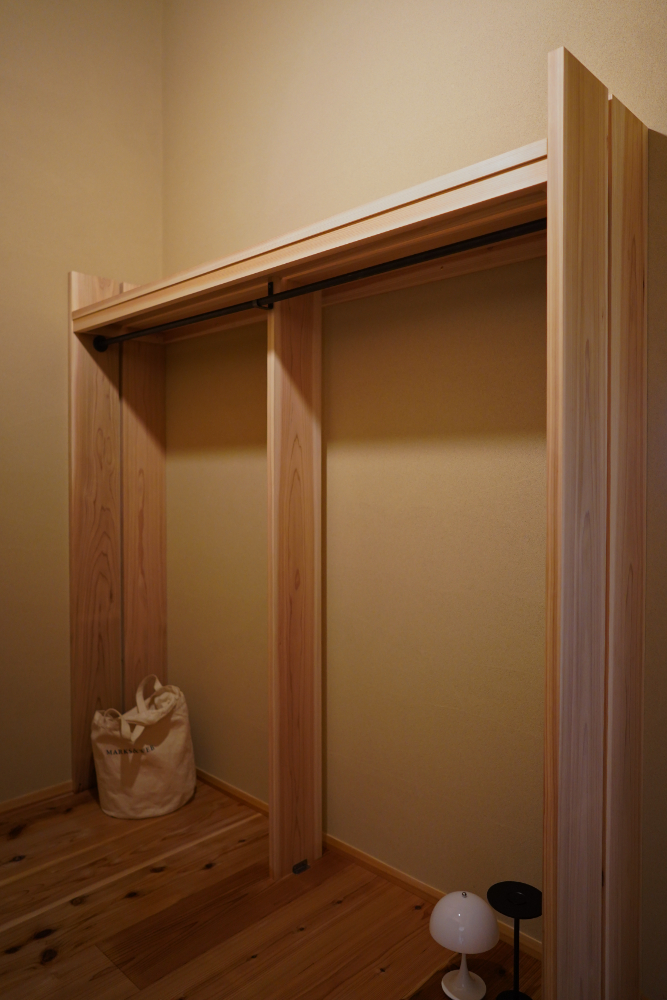 ファミリークローゼット収納は必要に応じて、他の部屋に移動できるように作られている